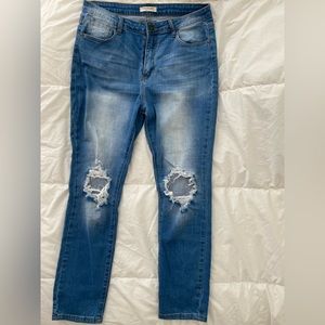 Machine Denim Ripped Jeans Size: 32
